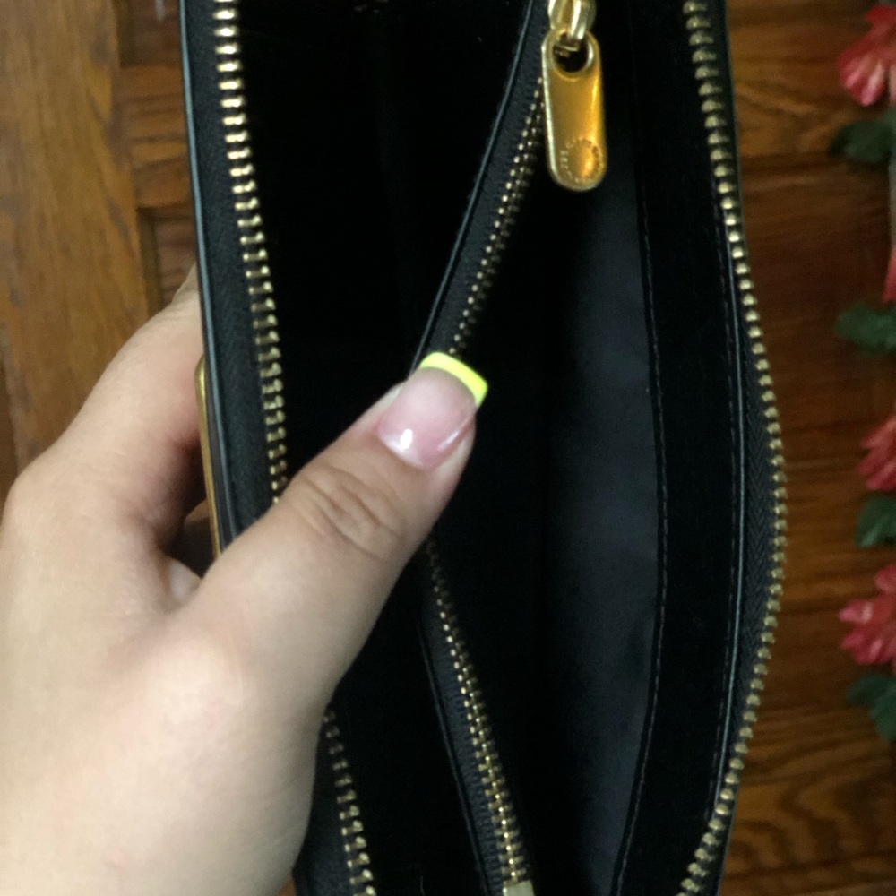 Marc Jacobs Large Wallet - Picture 4 of 7